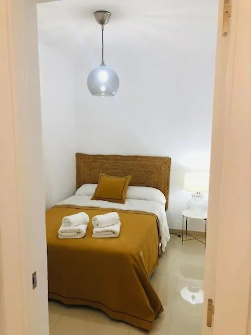 Nieves Viejas Apartamento Fresco Con Patio En Cordoba Spain
