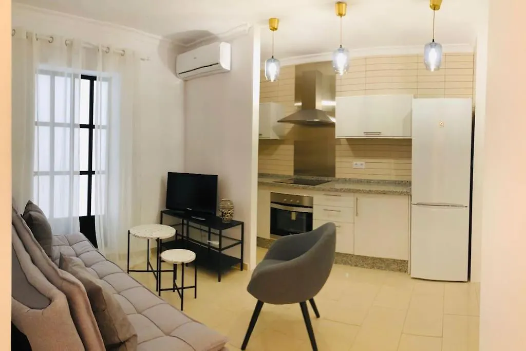 Nieves Viejas Apartamento Fresco Con Patio En Cordoba contacts