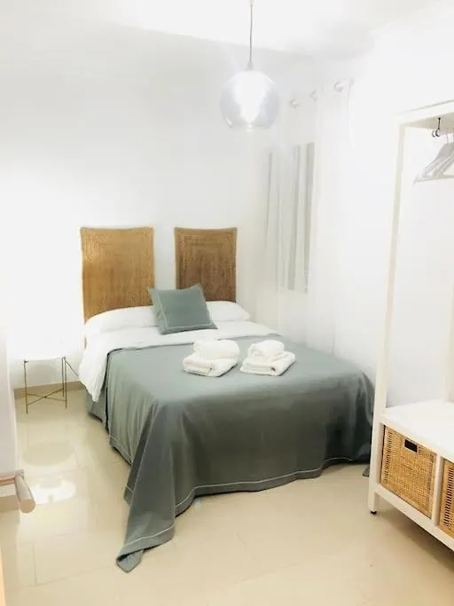 Nieves Viejas Apartamento Fresco Con Patio En Cordoba